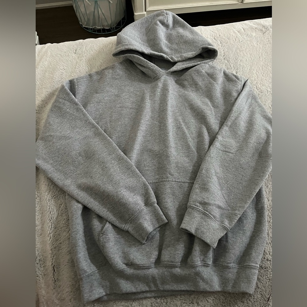 Grey Gildan Hoodie-M